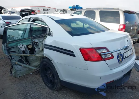 2017 Ford Police Interceptor z USA, uszkodzony, nr VIN 1FAHP2L80HG144703